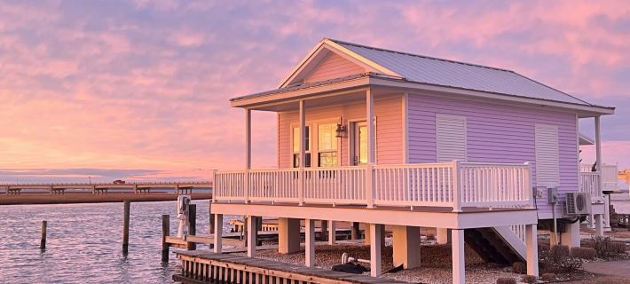 Key West Cottages Hotels in Аккомак
