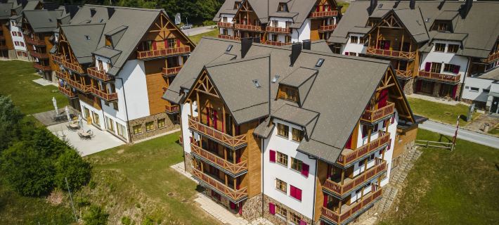 Pohorje Village Wellbeing Resort – Forest Apartments Videc Hôtels à&nbsp;: Maribor