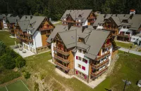 Pohorje Village Wellbeing Resort – Forest Apartments Videc - parking