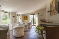Hôtel Le Colombier Hotels in Montagnac