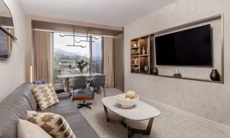 Yaamava’ Resort & Casino at San Manuel Отели рядом с достопримечательностью «East Highland Reservoir»