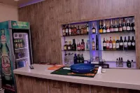 Lushville Hotel & Suites - Bares