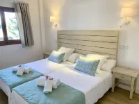 Apartaments Sa Torre by Sureda Mas