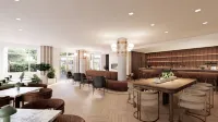 Hotel Railwayparc Montreal, Tapestry Collection by Hilton Hotels near Centre Carnaval