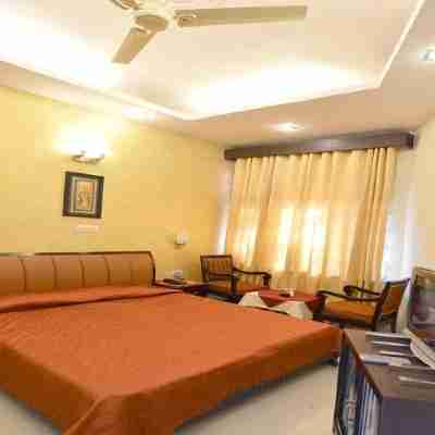 Sandpiper  Tourist  Resort Rooms