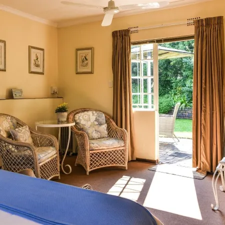 Rockfig Cottage for 2 People with Wonderful Private Terrace in Garden!