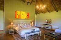 Chrislin African Lodge Hotels in Addo