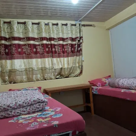 Mountain View Lodge - 1 Minute from Lukla Airport Отели в г. Лукла