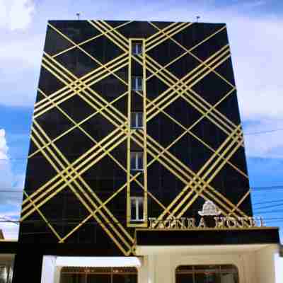 法希拉伊斯蘭飯店巴東 Hotel Exterior