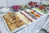 Hotel De KOKA - breakfast