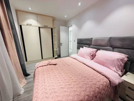 Stunning Penthouse With Sea, Mountain & City Views Central Kobuleti This Elegant Отели рядом с достопримечательностью «ქობულეთის ბულვარი»