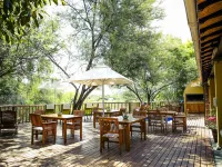 Riverside Guest Lodge Hotels in Oudtshoorn