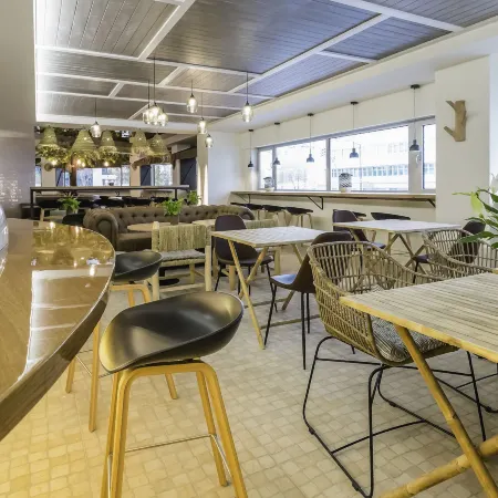 Ibis Styles Lisboa Centro Marquês de Pombal Отели рядом с достопримечательностью «Эстуфас»