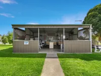 Traralgon Holiday Village Hotels in Traralgon