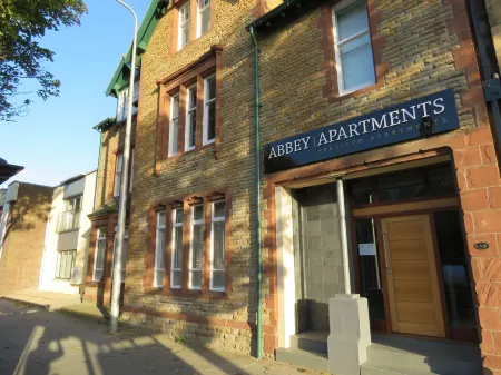 Abbey Apartments Modern ApartHotel for Tourists & Professionals