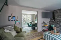 Cottage Cwtch Hotels in Glynneath