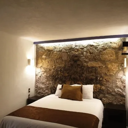 Hotel Don Carlos