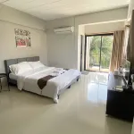 Balance Room Hotels in Thanyaburi District