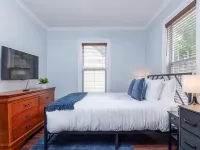 Fully Stocked Kitchen,  AC,  Wi-Fi, W/D,  Near Baseball and Walk to Downtown Hotels in Oneonta