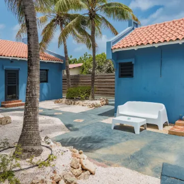 Blue Bonaire by Boutique Bonaire Unique Resorts Отели в г. Кралендейк