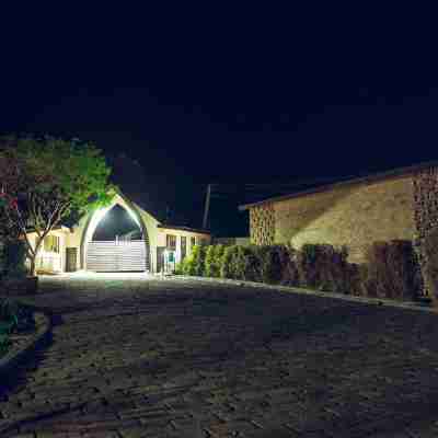 Osotua Luxury Resort Hotel Exterior