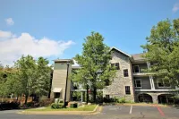 Branson's Great Rock Retreat Hôtels à : Branson Township