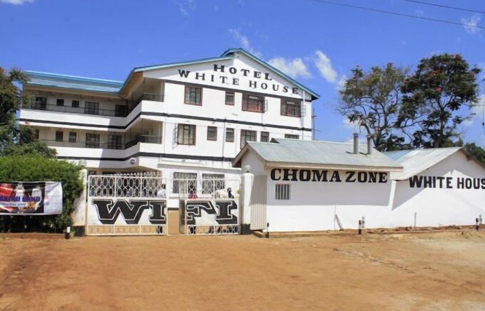Siaya White Hotel