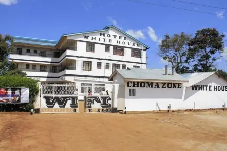 Siaya White Hotel Отели в г. Бондо