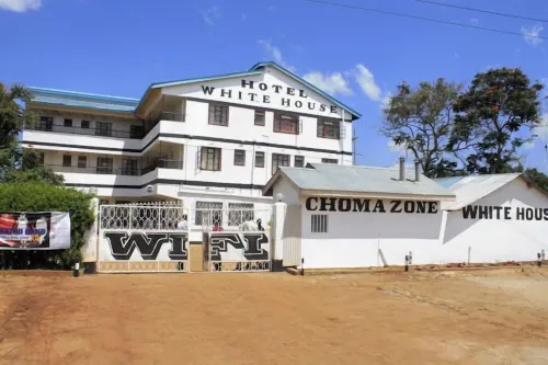 Siaya White Hotel - 2-Star