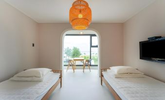 Yangyang Yoloha Dongho Beach Branch