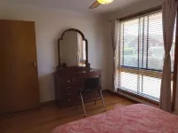Charming 3-Bedroom Holiday Home Near Werribee Park Hotels in Werribee