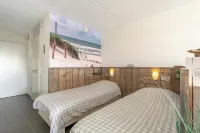 Studio in Groote Keeten by the Beach - Balkoner