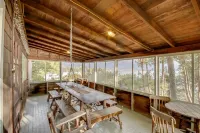 Rustic Cliff-top Cabin at the Tip of Lake Champlain's Barney Point
