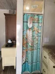 Cottage nestled in Leisure Lee Waterways. Close to  beaches with Dock rentals