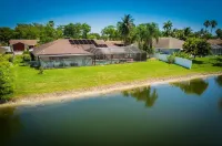 Spacious 5-bedroom house with WiFi and AC in superb Fort Lauderdale
