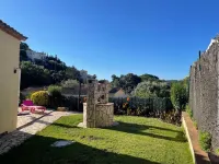 Beautiful house surrounded by an idyllic garden with salt water pool. Hotels in Calonge