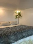 house with free parking, just 7 minutes from the mall,  secure gated community Hotel dekat San Juan Chapel
