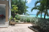 Turtle Bottom luxury beachside villa