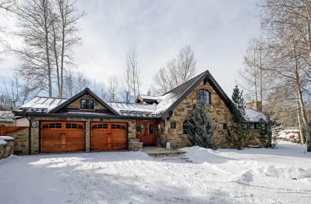 Aspen Paradise! Relax & entertain indoors and outdoors in comfort and serenity. Отели рядом с Аэропорт Питкин Каунти