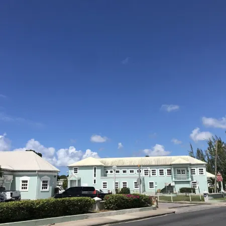Winter/Spring Bookings! Anidele Spice - 1BR in Historic Holetown near Beach/Pool