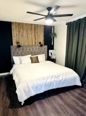 Welcome to casa de amor ! Hotels near Walgreens