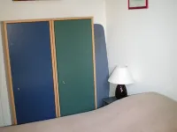 Appartement en Normandie a 50 m de la Mer, Idéal Pour les Familles Hotels in Ouistreham