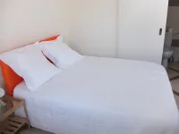 detached cottage in the castle in Sologne (18)