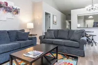 Hamburg Retreat: Firepit, Walking Trail, Shopping, Dining, Entertainment & More