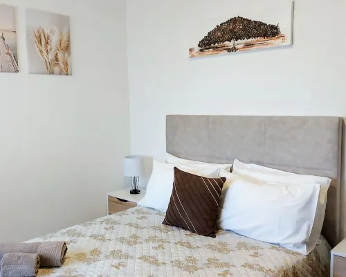 Holiday Apartment 100 meters from the beach Hotels in Salema