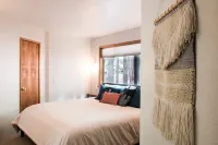 A Truly Beautiful Geo Dome home in the Sierras