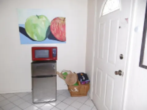 Downtown Las Cruses Apartment with Fine Art Collection