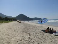 Beautiful little tent near the beach in the condominium of Itamambuca with all security