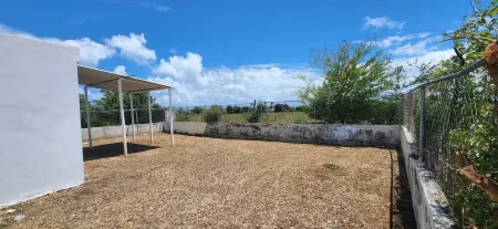 Complete Remodel House quite 2 minutes from beach Urbanizacion Vista del Sol.