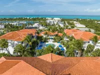 Oceanview-1Bedroom-1 Bathroom-1300 sqft condo. Short walk to Grace Bay Beach.